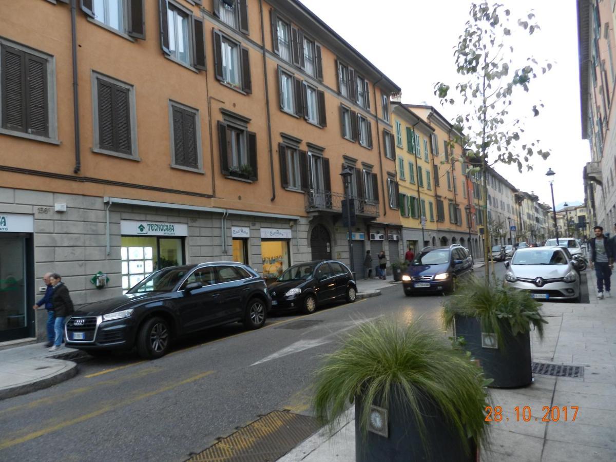 Cosy Central Flat Bergamo Exterior foto